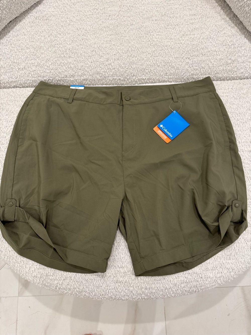 NWT Columbia Olive Green Silver Ridge Utility Shorts Plus Size